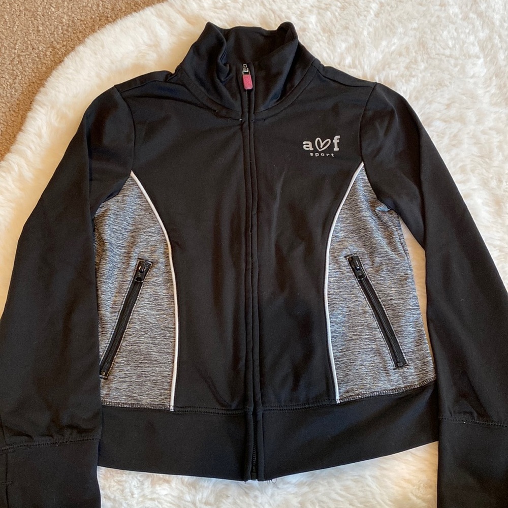 Fitted Workout Jacket